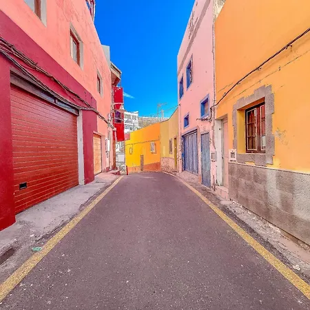 بيت للعطل 3br Fronton Wave - Ocean View & Parking